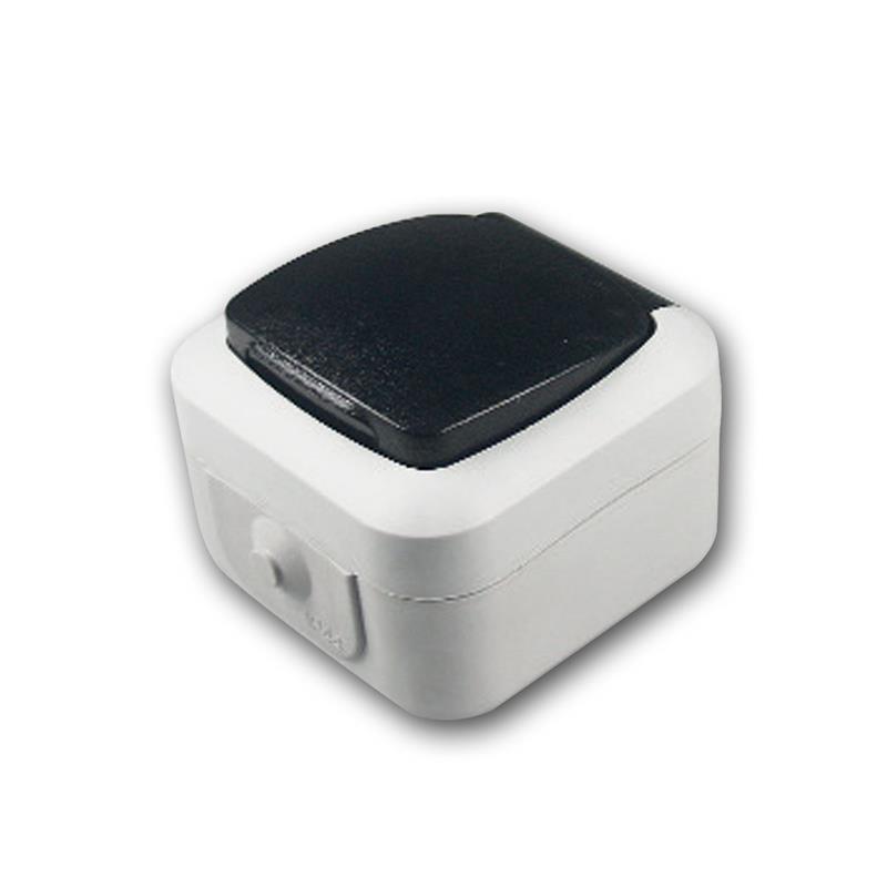CT IP44 Feuchtraum Aufputz-Steckdose, inkl. Federdeckel, grau